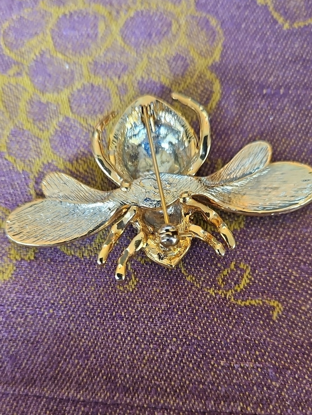 Vintage Large Rhinestone Bee - Picture 3 of 4